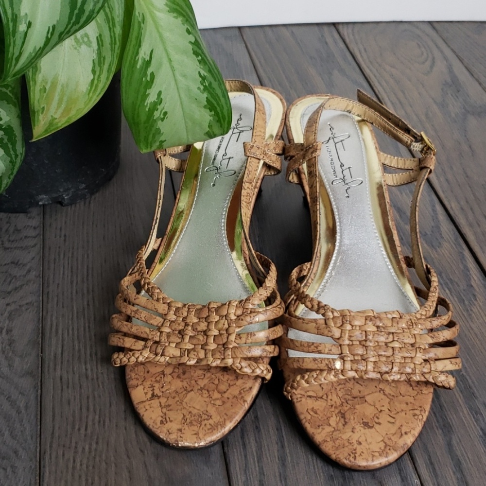 Womens Hush puppies Brown Leather Slingback Sandals Shoes Size 7.5